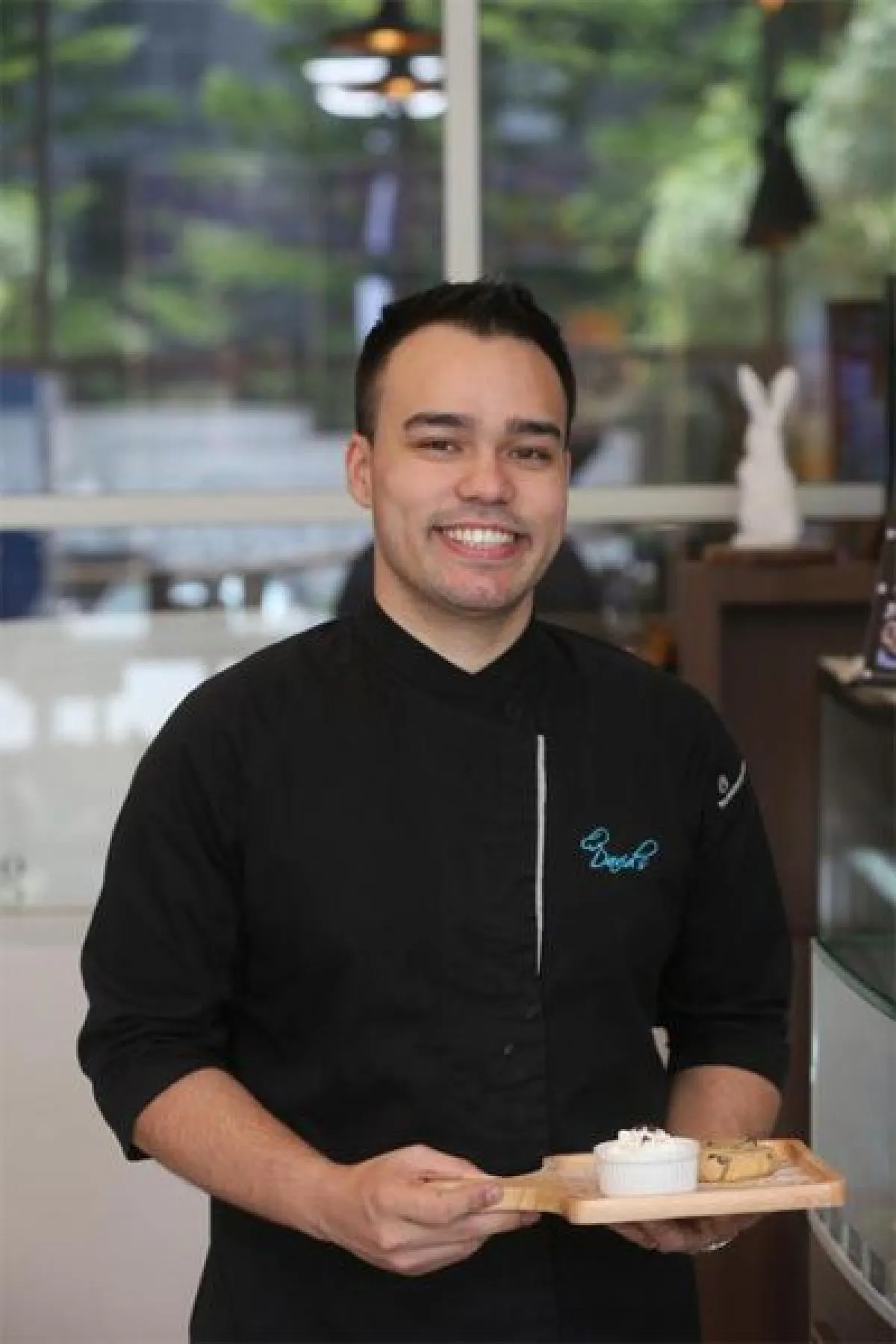 เดวิด โอกาโมโต ทำขนมคือการผ่อนคลาย