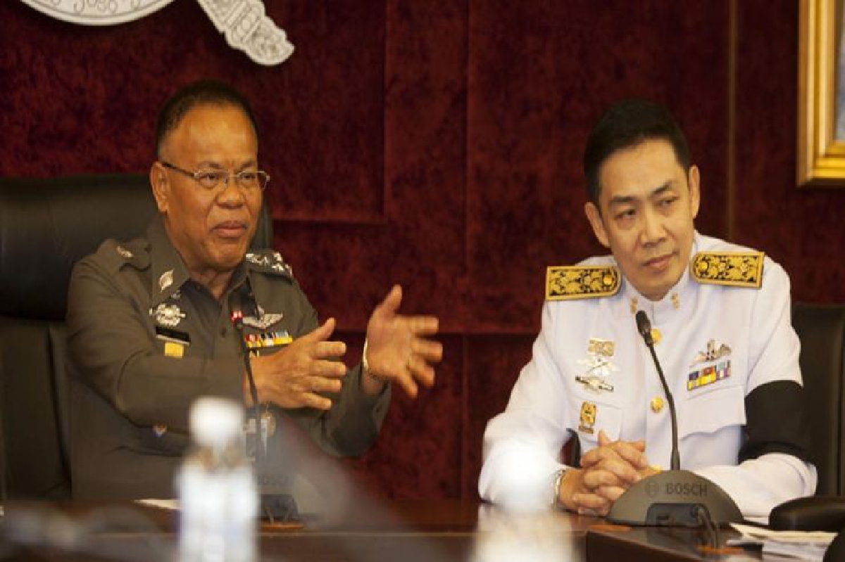 ตำรวจ-ยธ.ถกคดี"ครูจอมทรัพย์"ยันไม่ขัดแย้ง ตำรวจ-ยธ.ถกคดี"ครูจอมทรัพย์"ยันไม่ขัดแย้ง