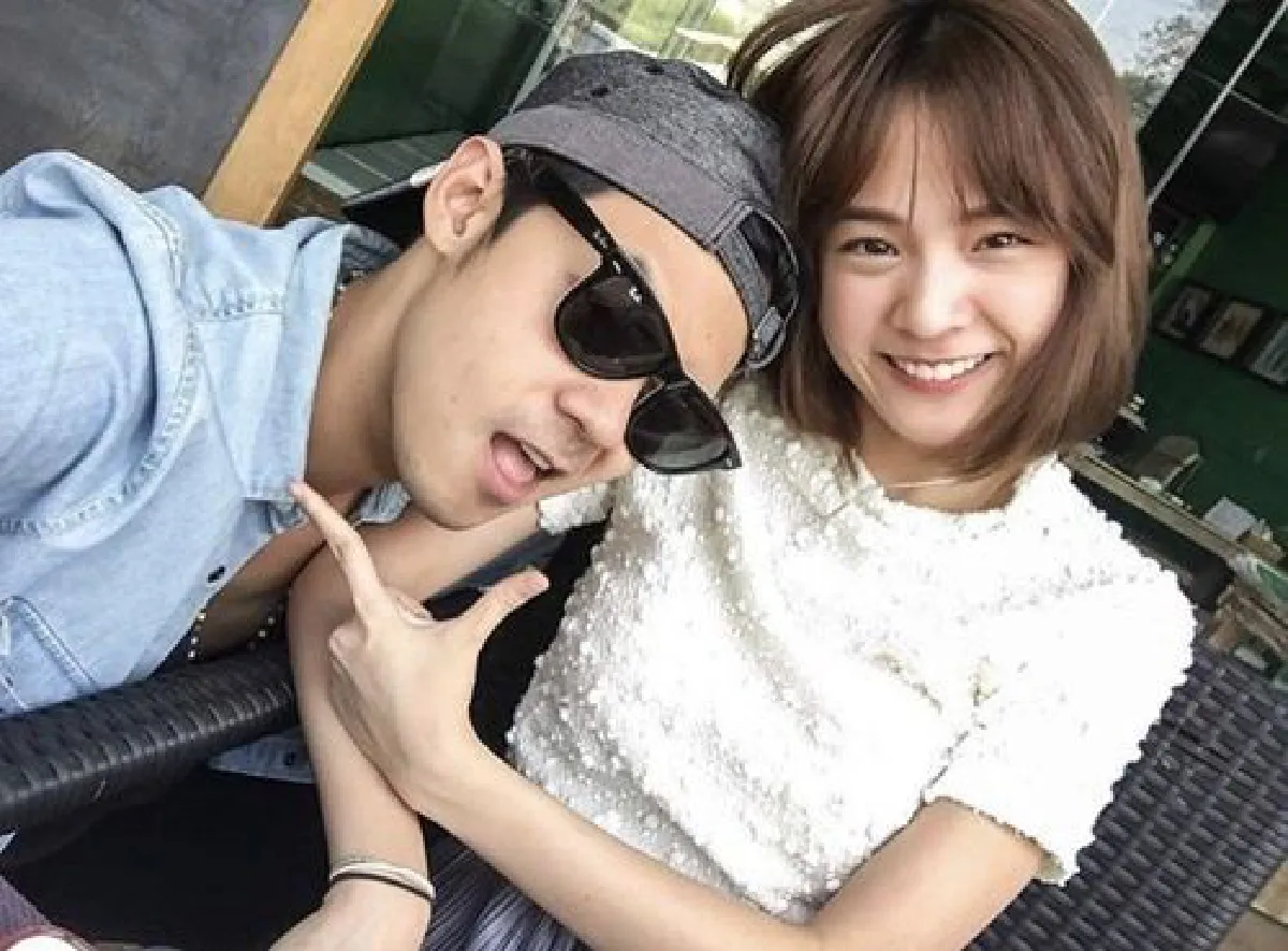 สนใจกันหน่อย! แพทตี้ แอบน้อยใจ แดน มาเฝ้าไข้หรือเล่นมือถือ