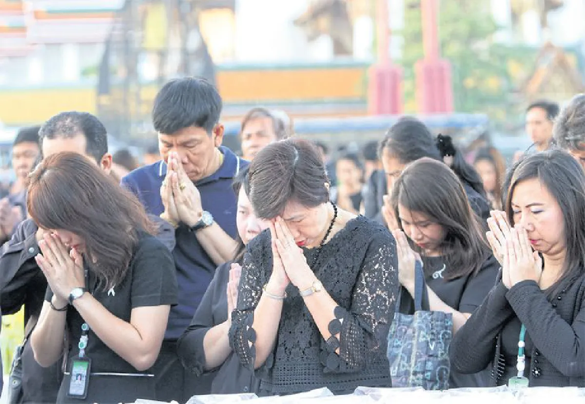 จะกี่วันก็ยังร้องไห้ คิดถึงพระองค์เสมอ