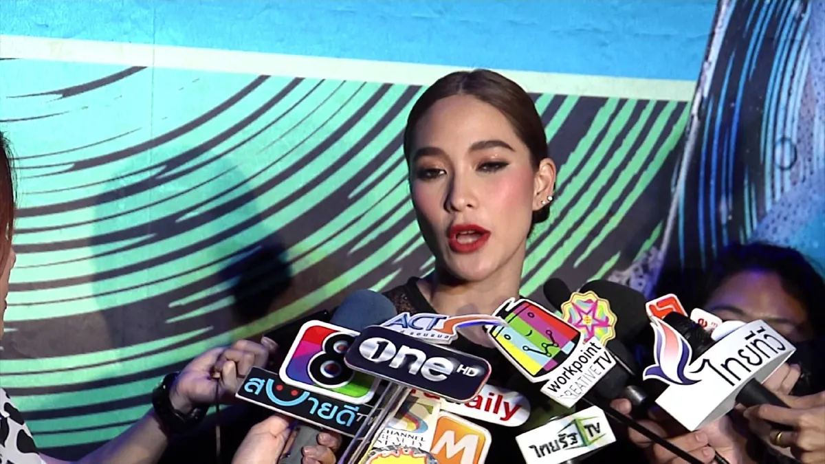 ช็อตต่อช็อต! ญาญ่า ฉะนักข่าวในละครคล้ายชีวิตจริง พลอย เฌอมาลย์