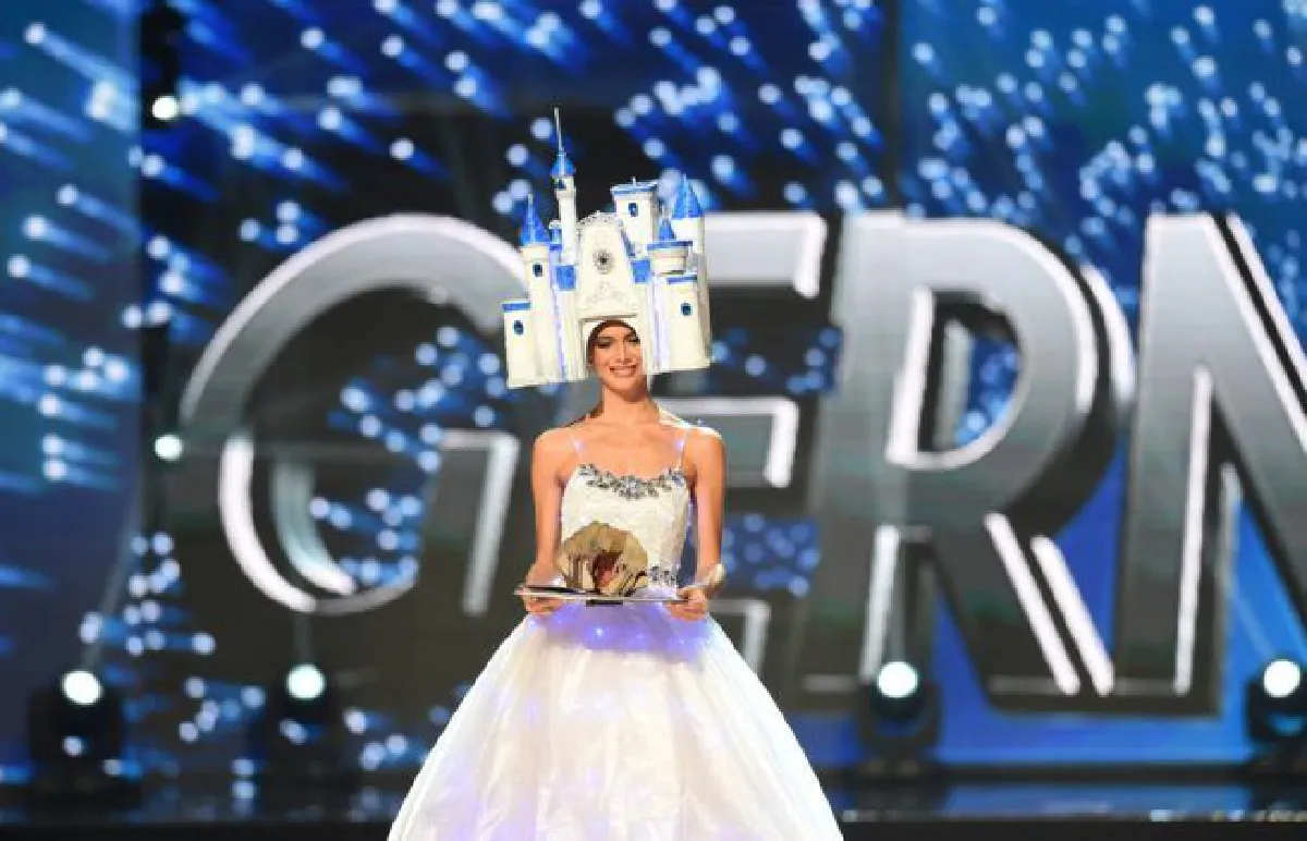 อลังการดาวล้านดวง! 86 สาวงามประชันโฉมในชุดประจำชาติ