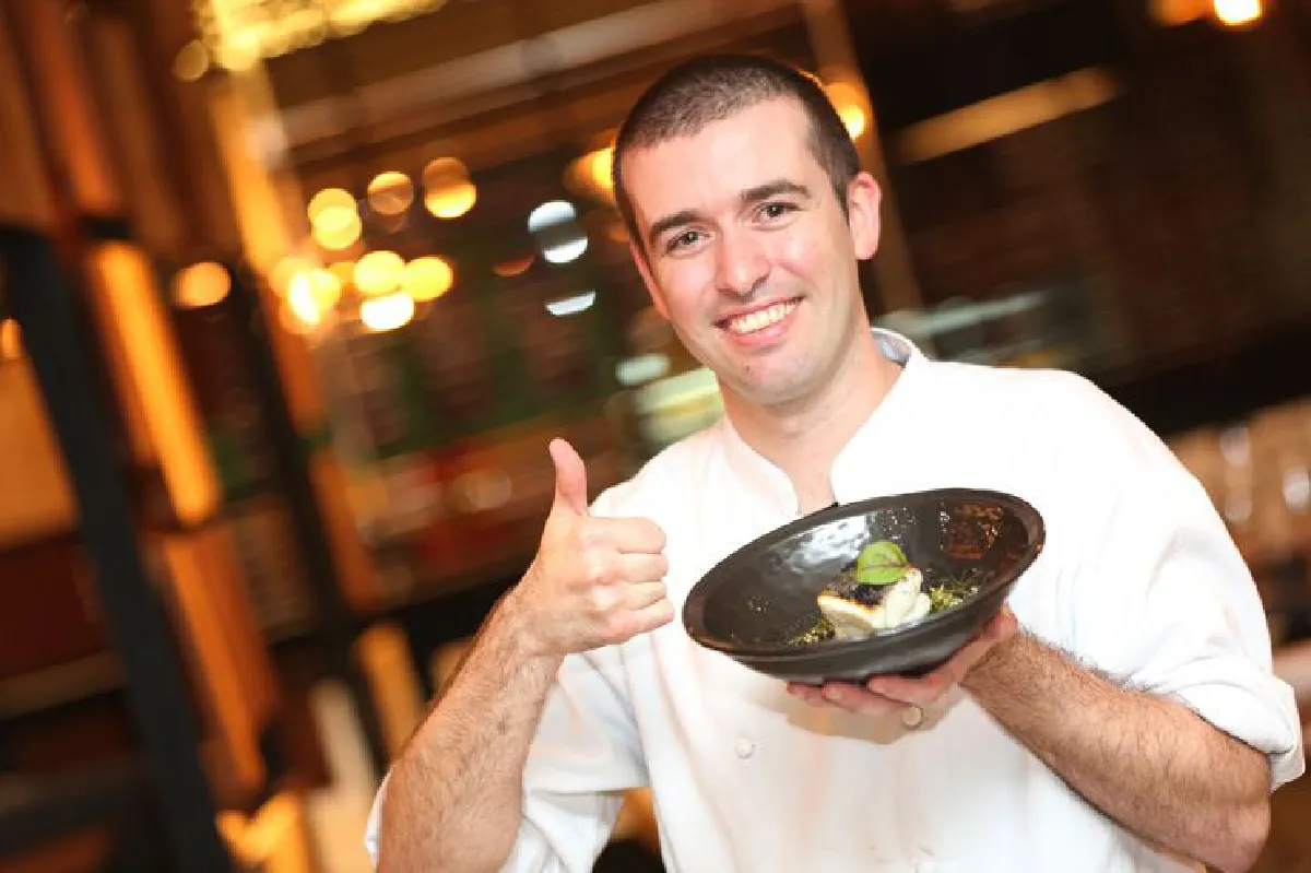เอมิเลียโน วิกโนนี อัลวาเรลลอส เชฟอาหารสเปนสุดครีเอท