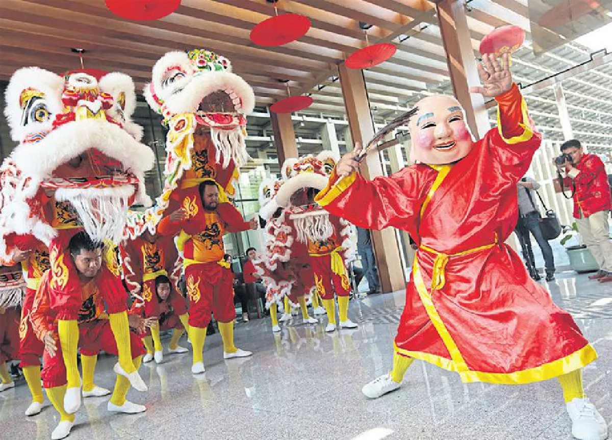 ‘เยาวราช’ หลังม่านแดงตรุษจีน