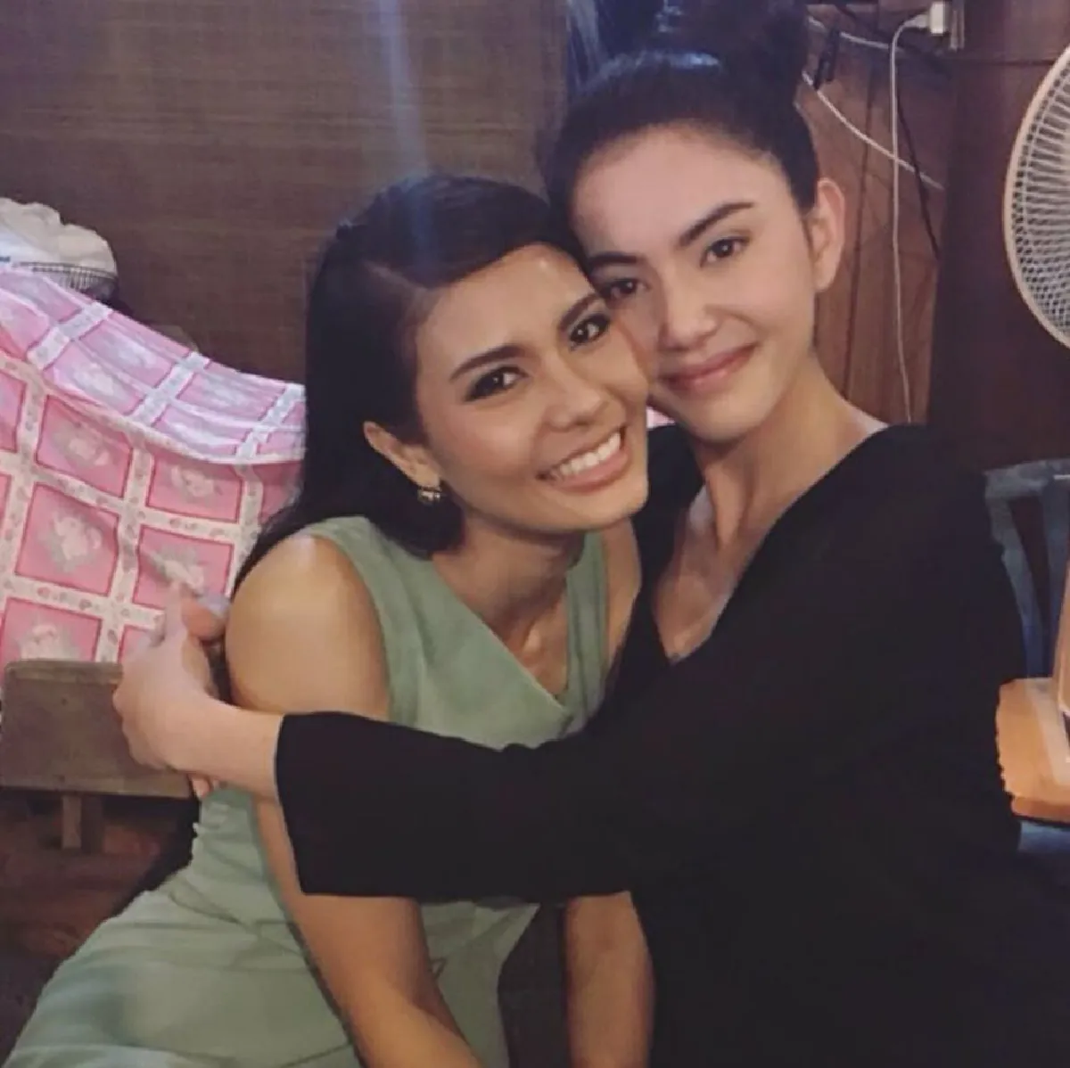 "จากที่คนไม่ยอมรับ..จนวันนี้หนูคู่ควรกับมงที่สุด" ใหม่ โพสต์ซึ้งถึง น้ำตาล