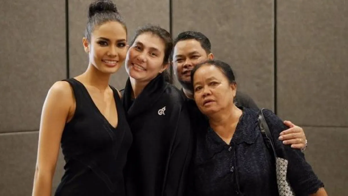 Home again: Warm welcome for 'Namtan' (Updated)