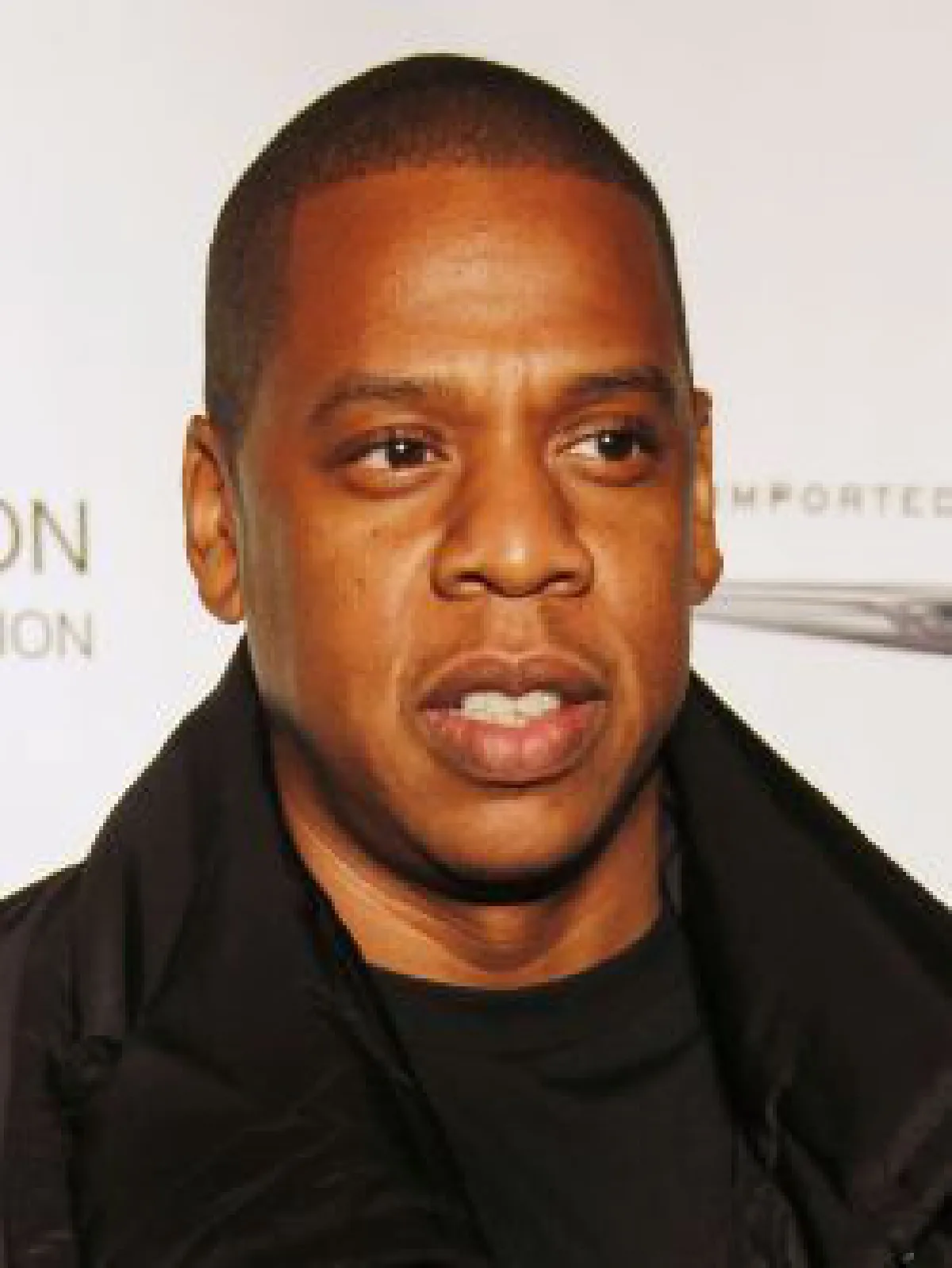 Pregnant Beyonce breaks Instagram record