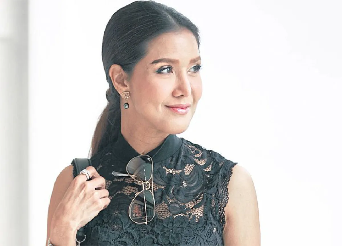 ชีวิตจริงยิ่งกว่าละคร รชนีกร พันธุ์มณี