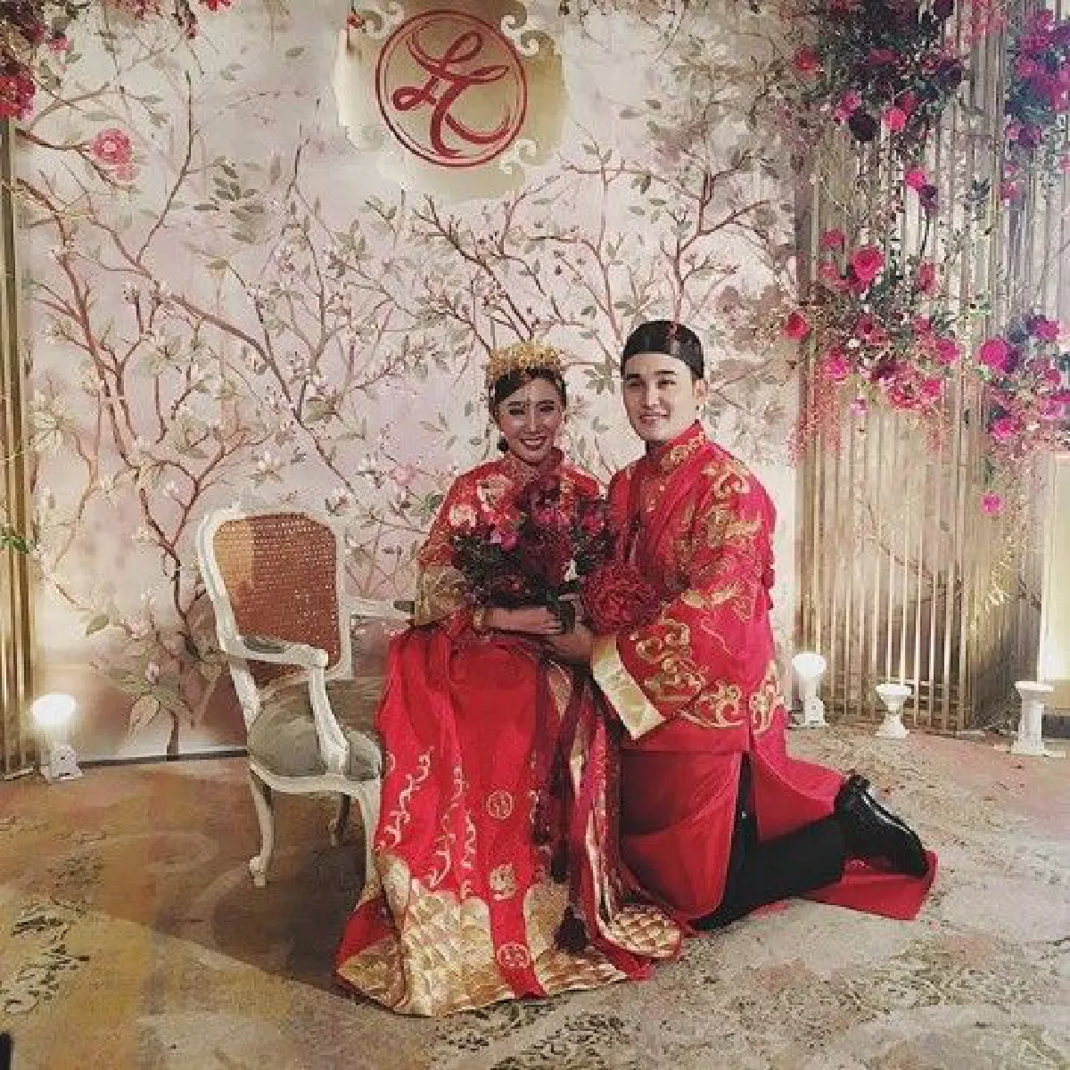 "เตชินท์" วิวาห์สไตล์จีนสุดอลังกับ "หลิน" แฟนสาวนอกวงการ