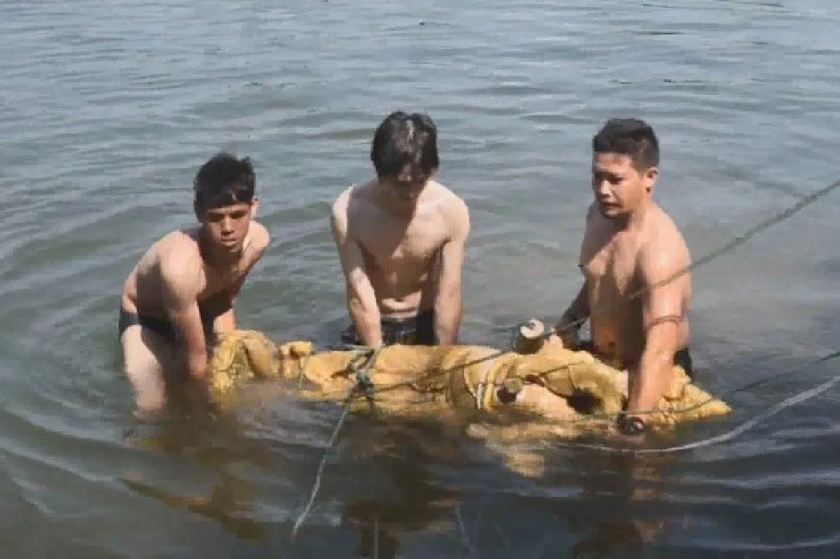 ชาวบ้านแตกตื่นนึกว่าศพจมน้ำ ที่แท้เป็นรูปปั้นพระพิฆเนศ