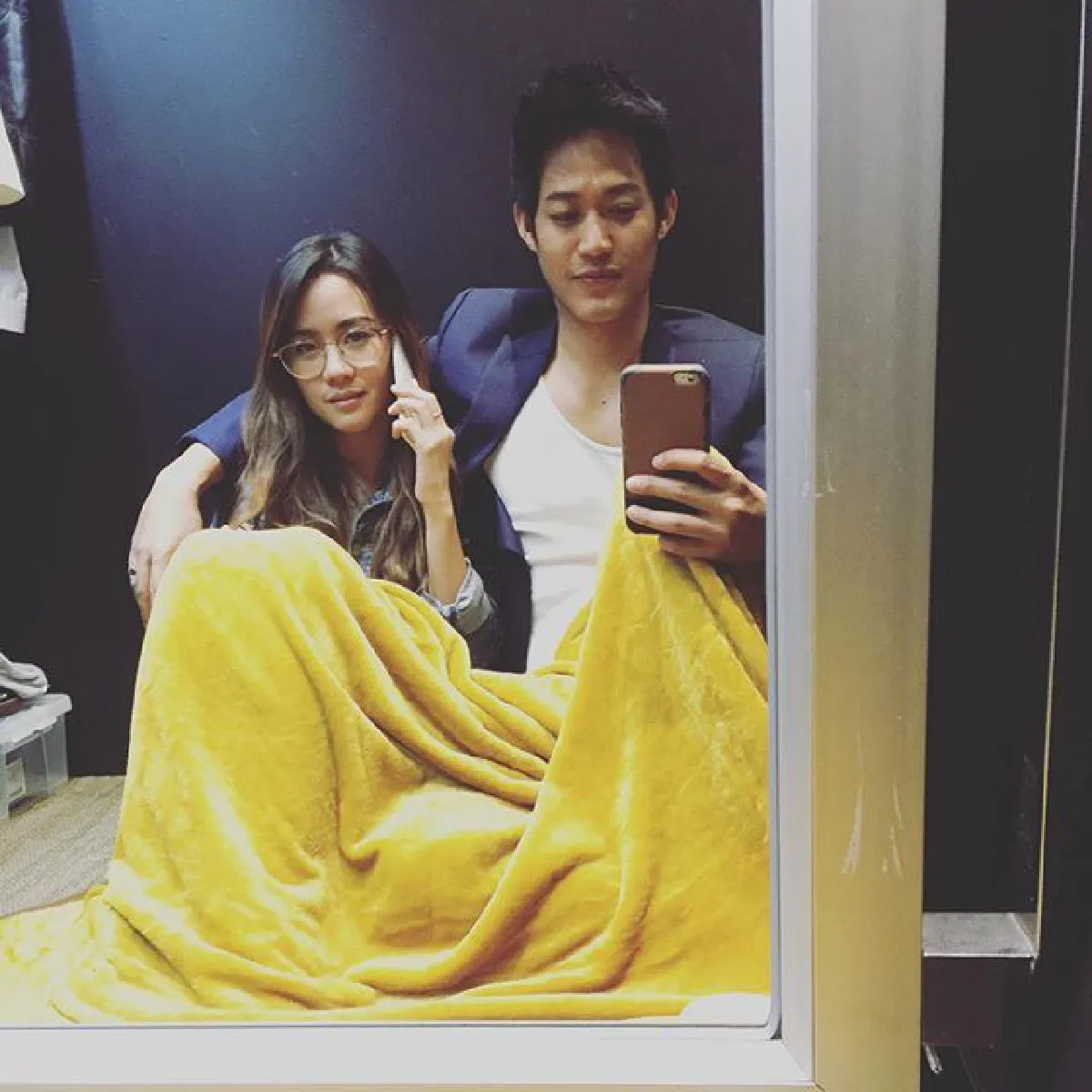 คนโสดอิจฉา! ตู่ ภพธร จุมพิตภรรยา นุช นุชนันท์ หวานฉ่ำครบรอบรัก 7 ปี