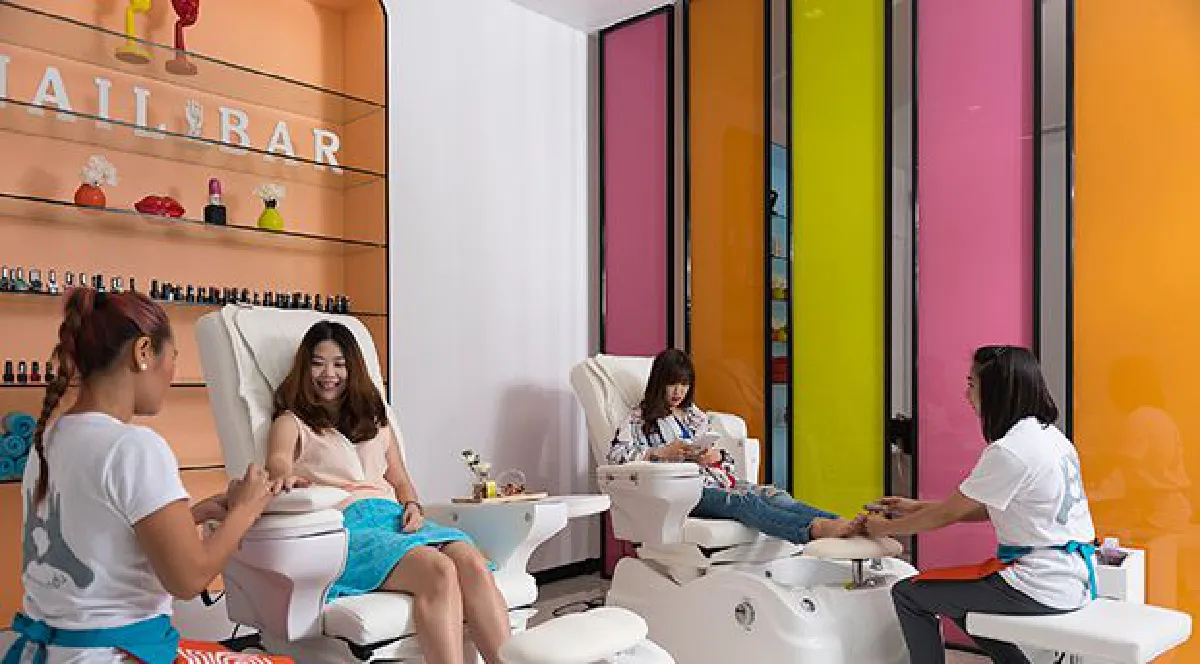 สัมผัสประสบการณ์สปาในรูปแบบใหม่! "รีเฟรชโซน"