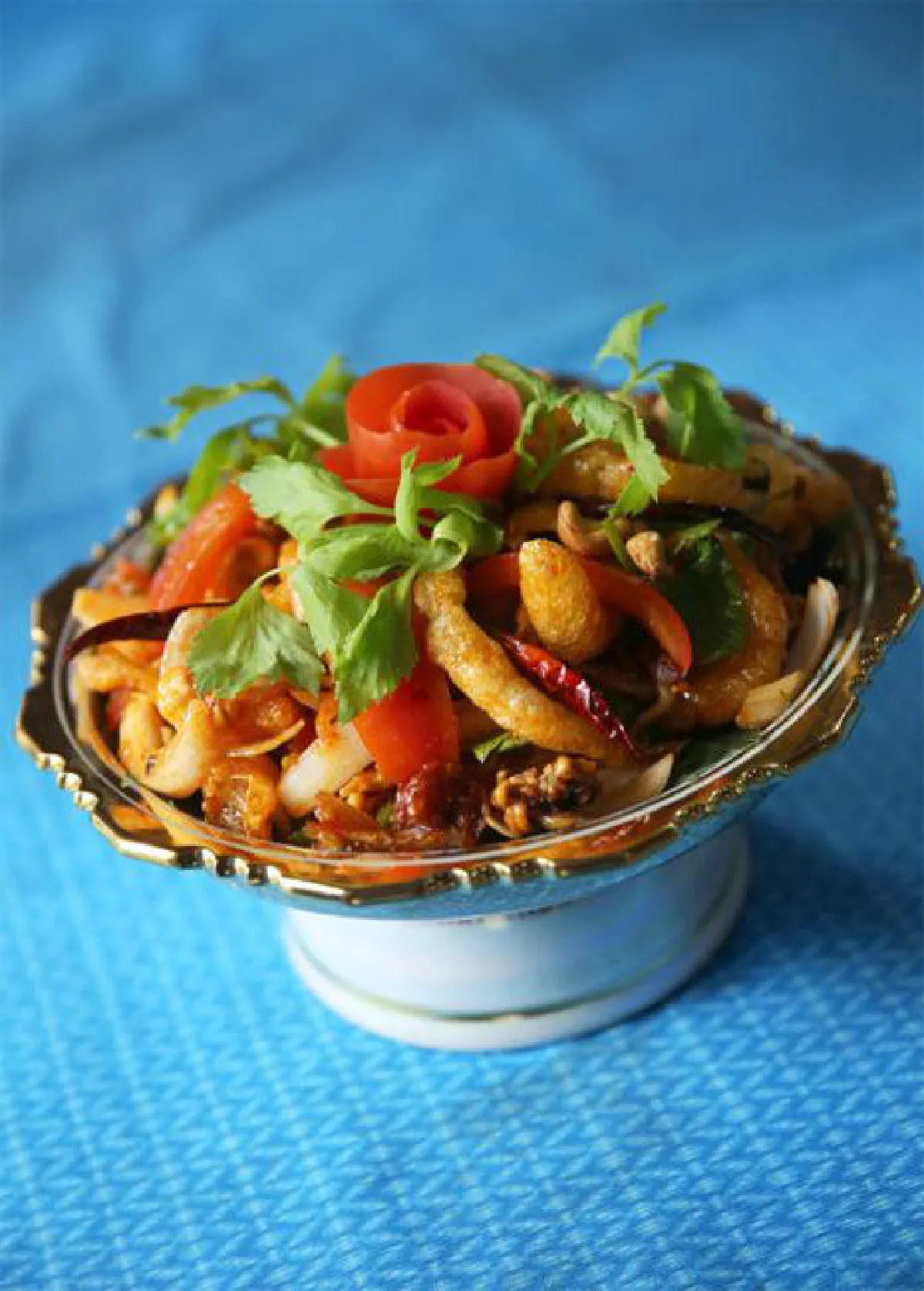 ขนาบน้ำ ร้านอาหารไทยระดับตำนาน