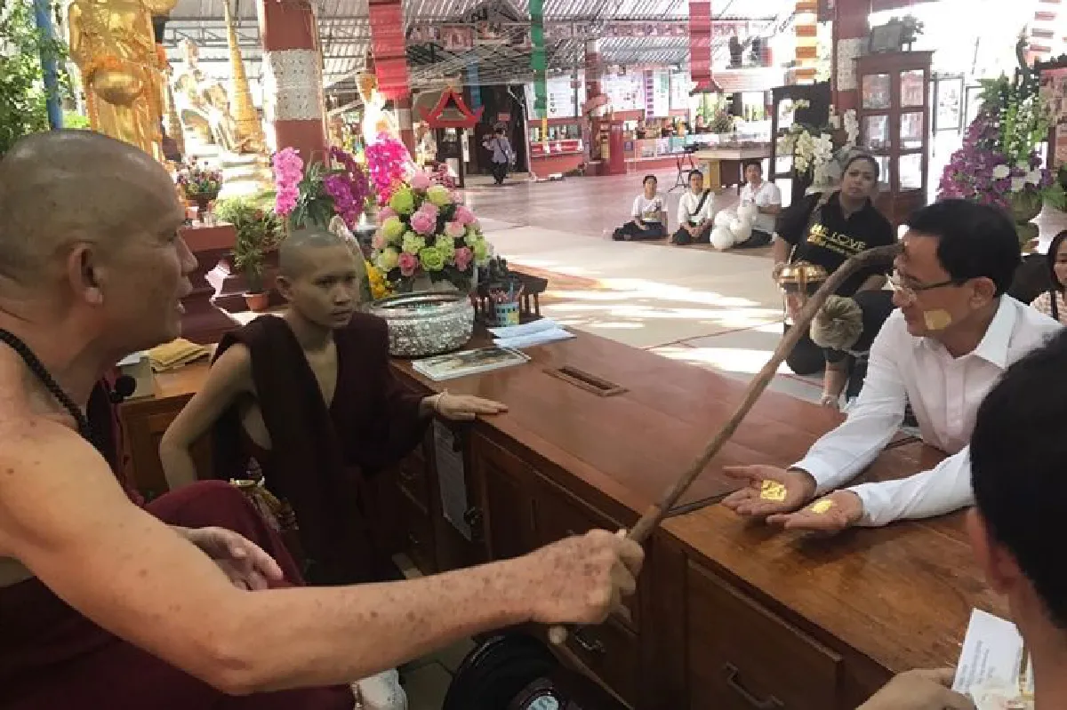 อดีตนายกฯสมชายทำพิธีสะเดาะเคราะห์วันมาฆบูชา