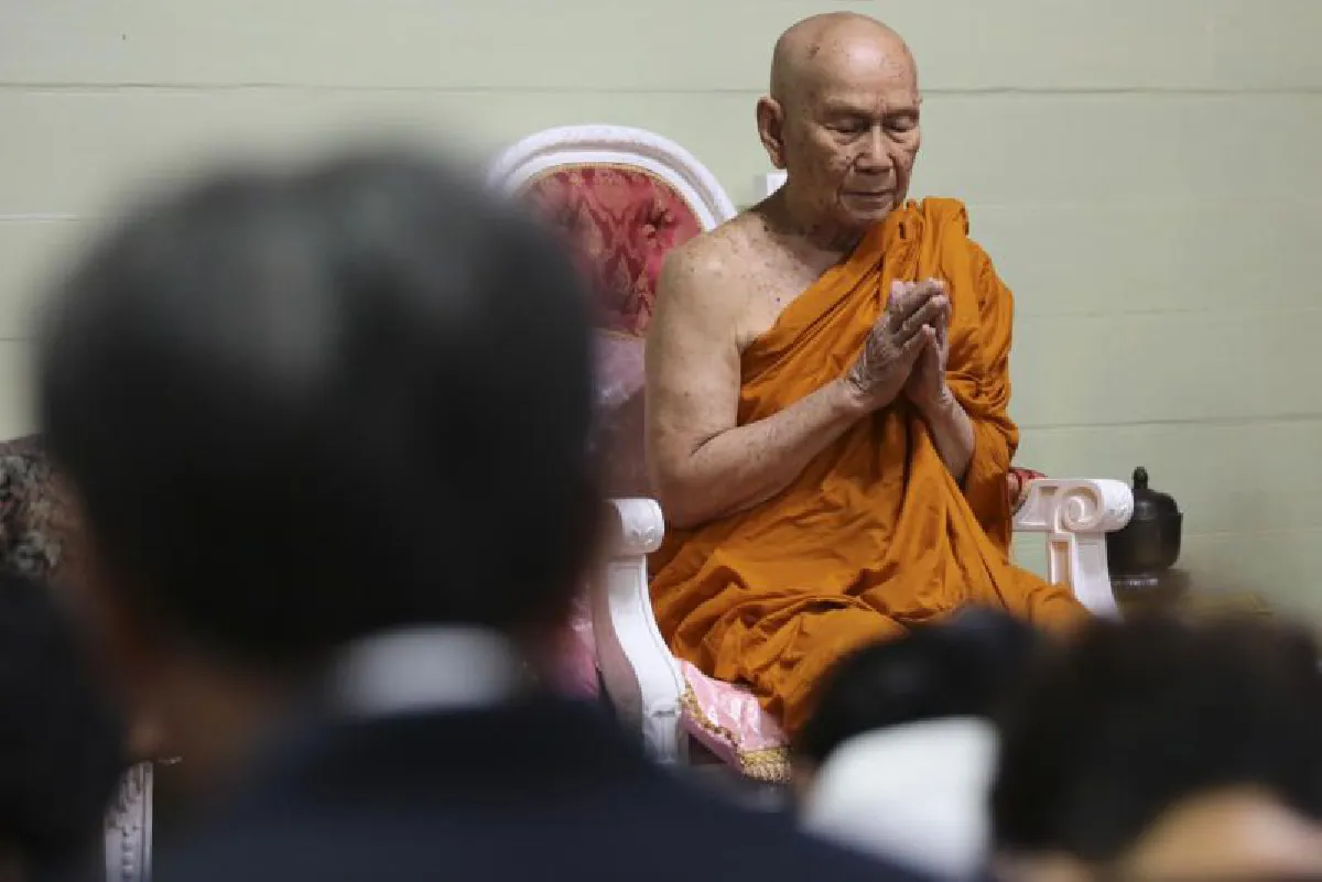 สมเด็จพระมหามุนีวงศ์ปฏิบัติศาสนากิจวันมาฆบูชา