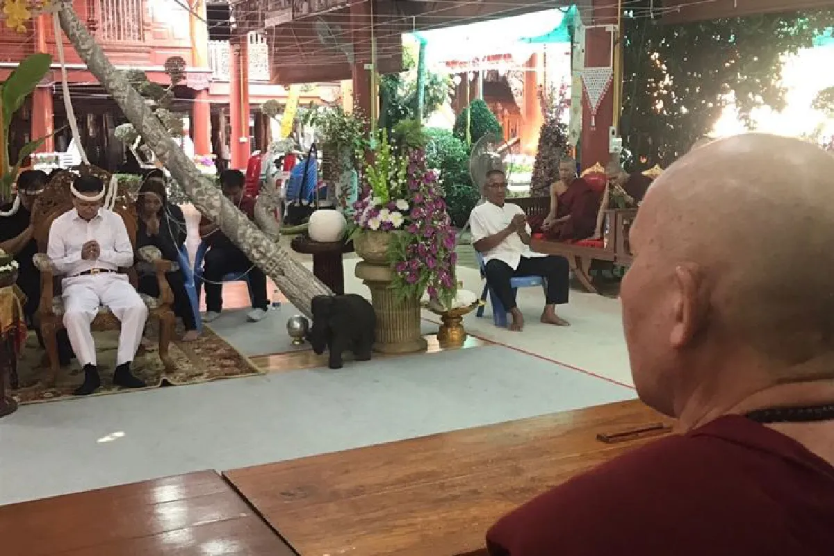 อดีตนายกฯสมชายทำพิธีสะเดาะเคราะห์วันมาฆบูชา