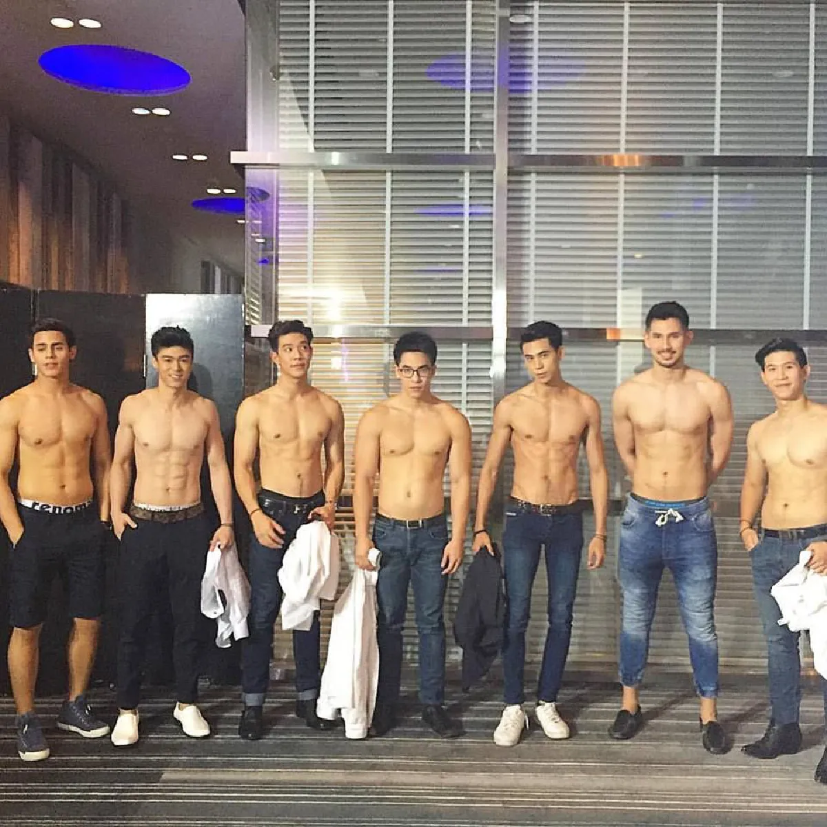 หล่อเหลาโปรไฟล์ดี! เกรท สพล คว้ารางวัลหนุ่มโสดในฝันปี 2016