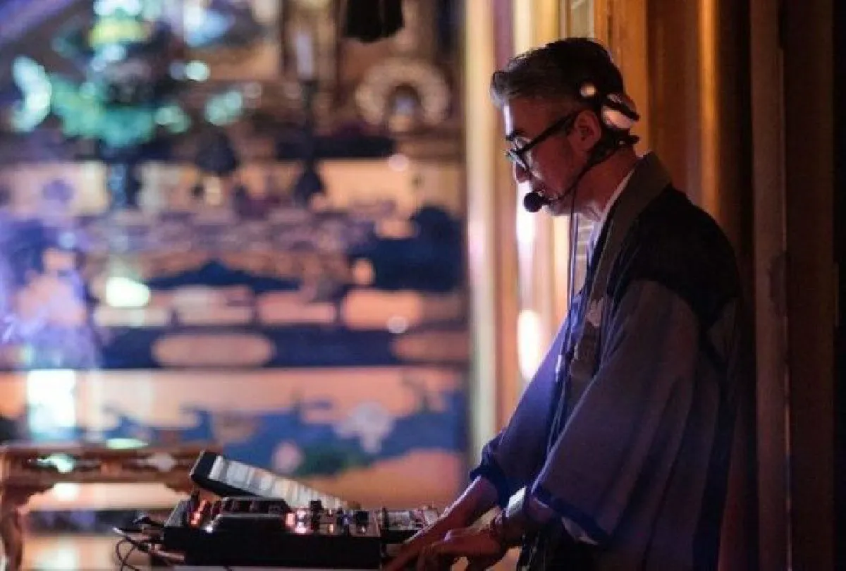 พุทโธ ธัมโม สังโฆ ตื๊ดๆ วัดญี่ปุ่นจัดเพลง EDM ดึงวัยโจ๋!