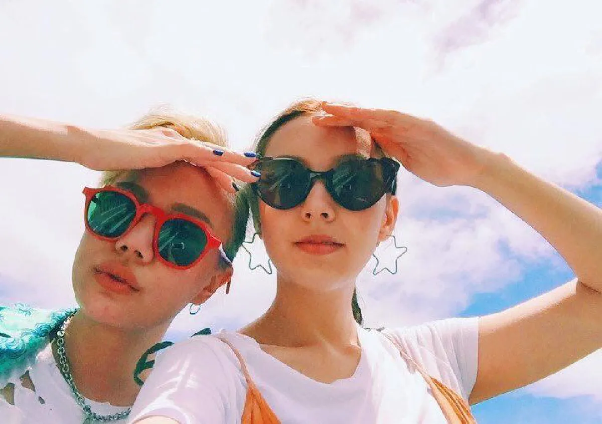 ดับฝันคู่จิ้น! นท-คารีสา แจงรักกันแบบพี่น้อง ยันไม่ใช่หญิงรักหญิง