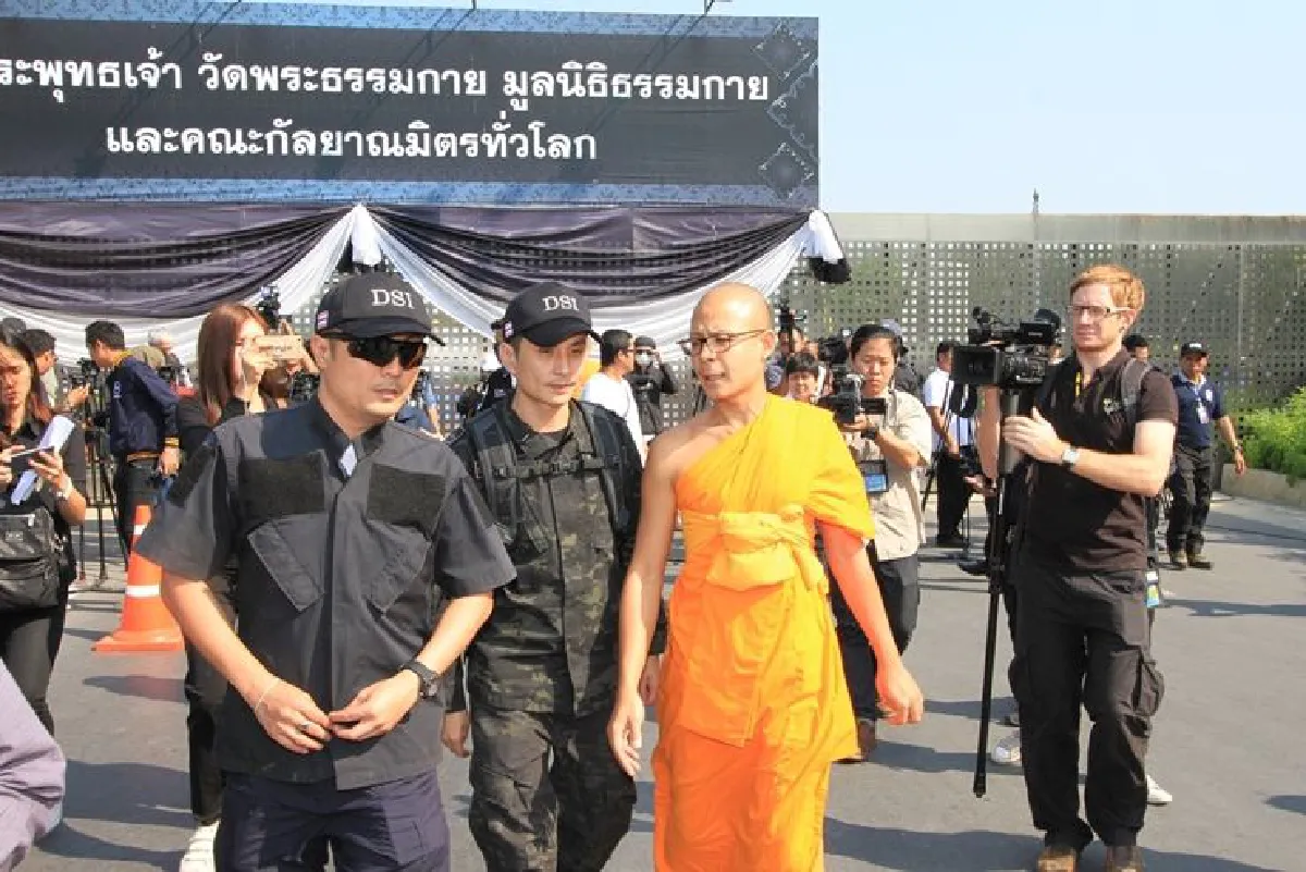 เจ้าคณะปทุมฯรุดเจรจาธรรมกายเปิดให้ดีเอสไอค้นวัด