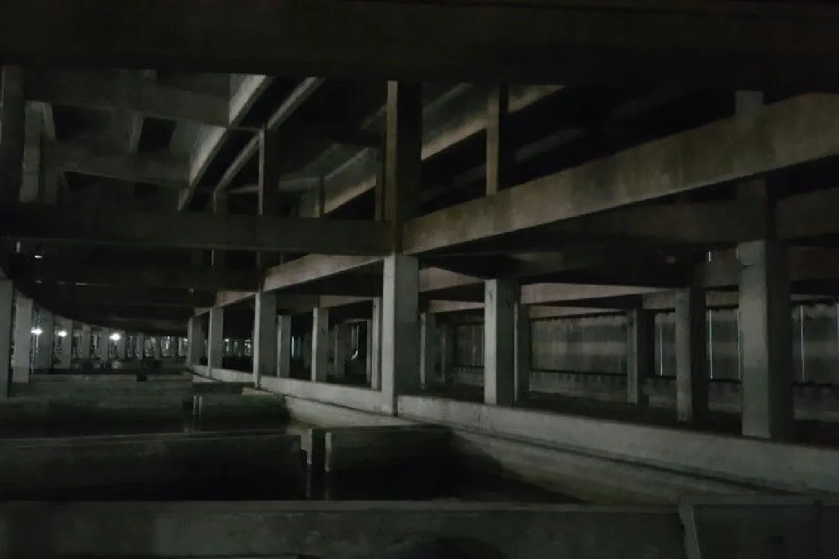 วัดพระธรรมกายพาทัวร์ใต้บ่อน้ำพุหลังถูกลือเป็นอุโมงค์ลับ