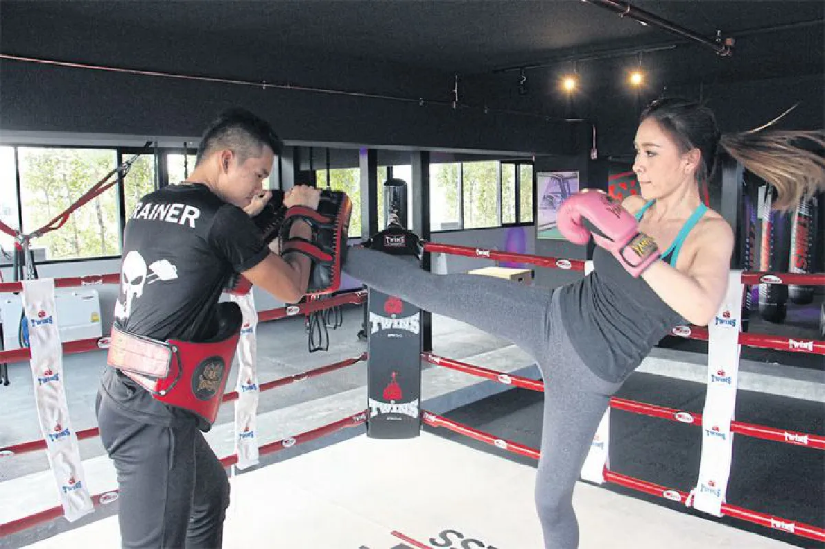 ชกมวย-ครอสฟิต ให้หุ่นเฟิร์ม เวฬุรีย์ ดิษยบุตร