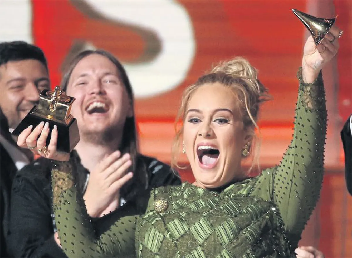 แกรมมี่ อะวอร์ดส 2017 งานนี้มีสีสัน