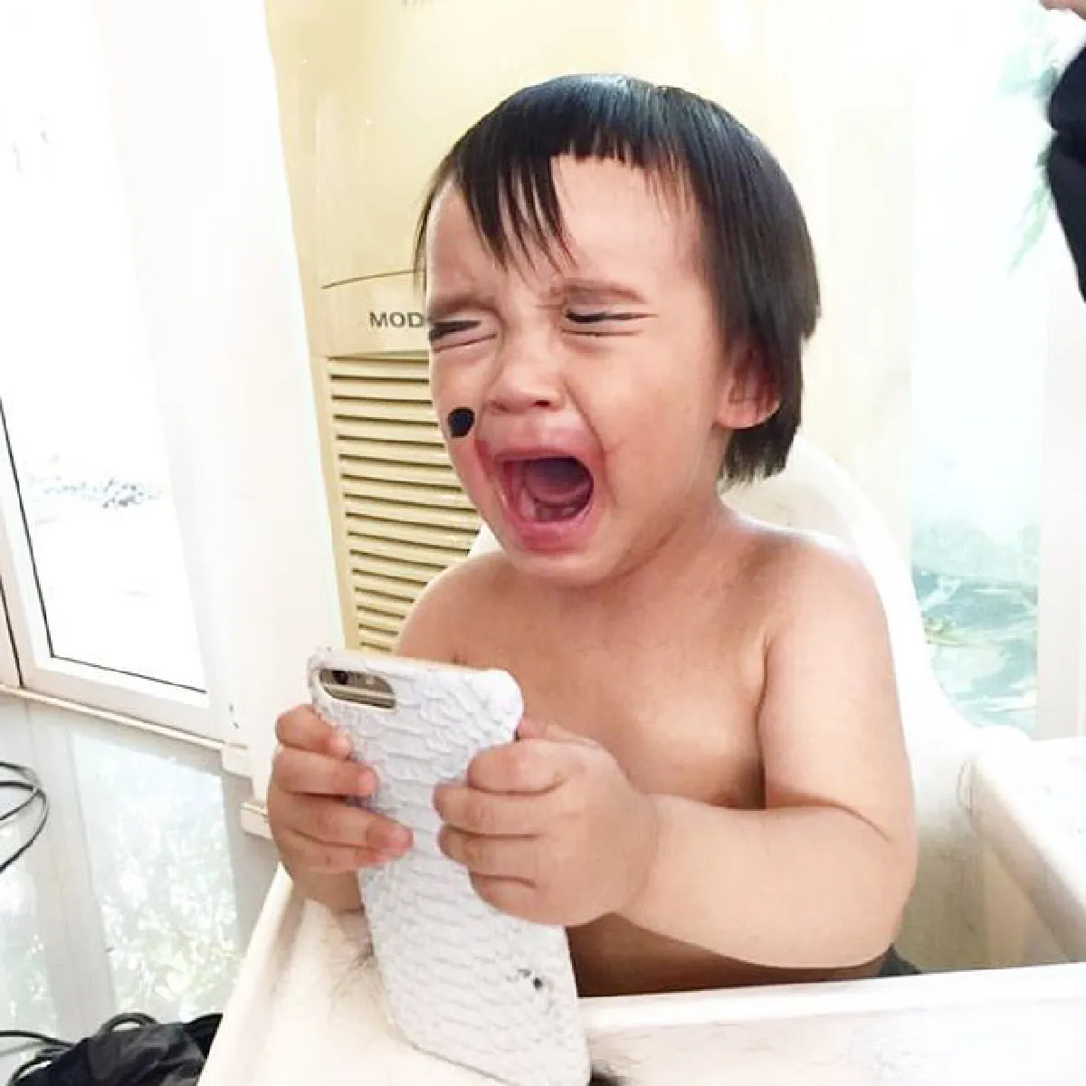 ชมคลิปชวนฮา น้องออกู๊ด ลูกชาย เปิ้ล นาคร ตัดผมครั้งแรกในชีวิต