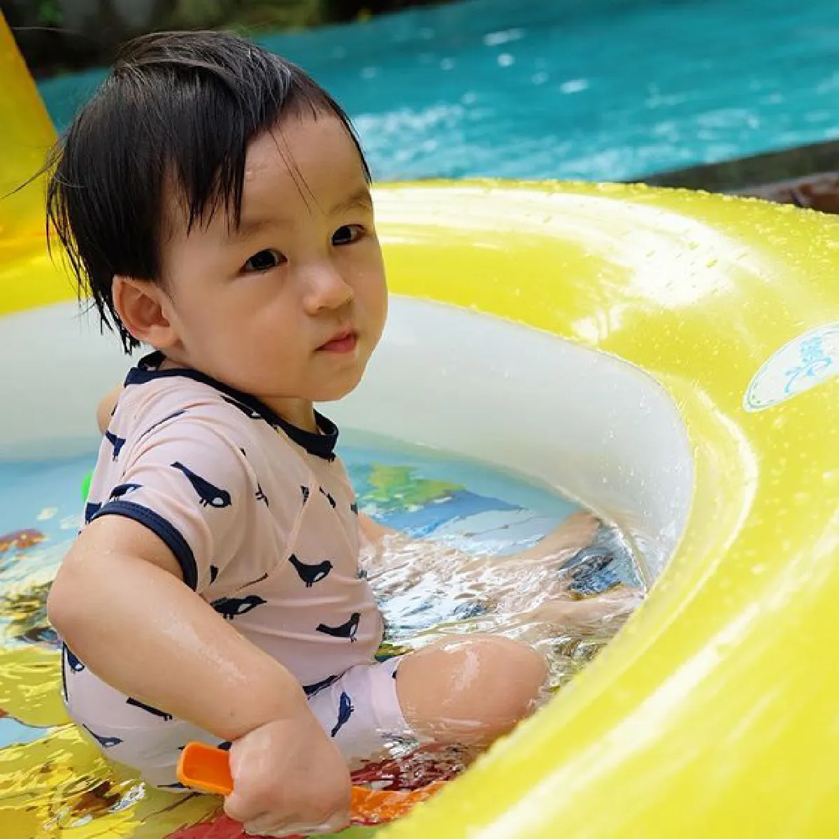 ชมคลิปชวนฮา น้องออกู๊ด ลูกชาย เปิ้ล นาคร ตัดผมครั้งแรกในชีวิต