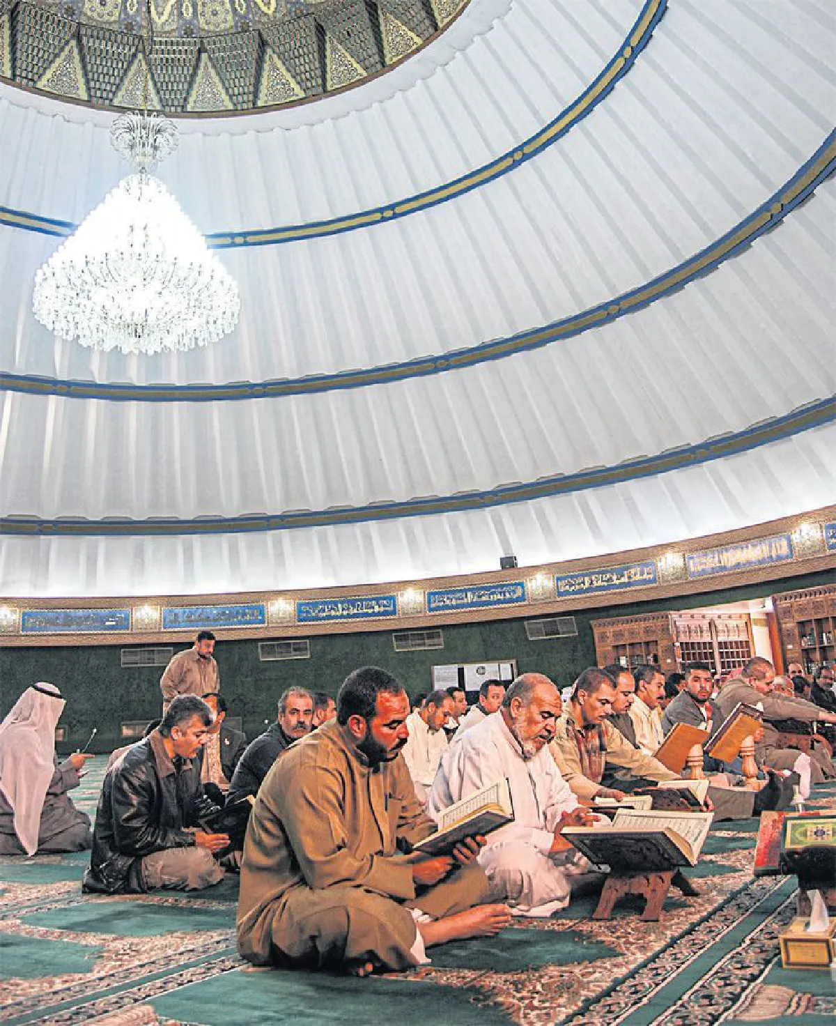 ฝ่าตะวัน...บุกทะเลทราย ท่องไปในดินแดนตะวันออกกลาง