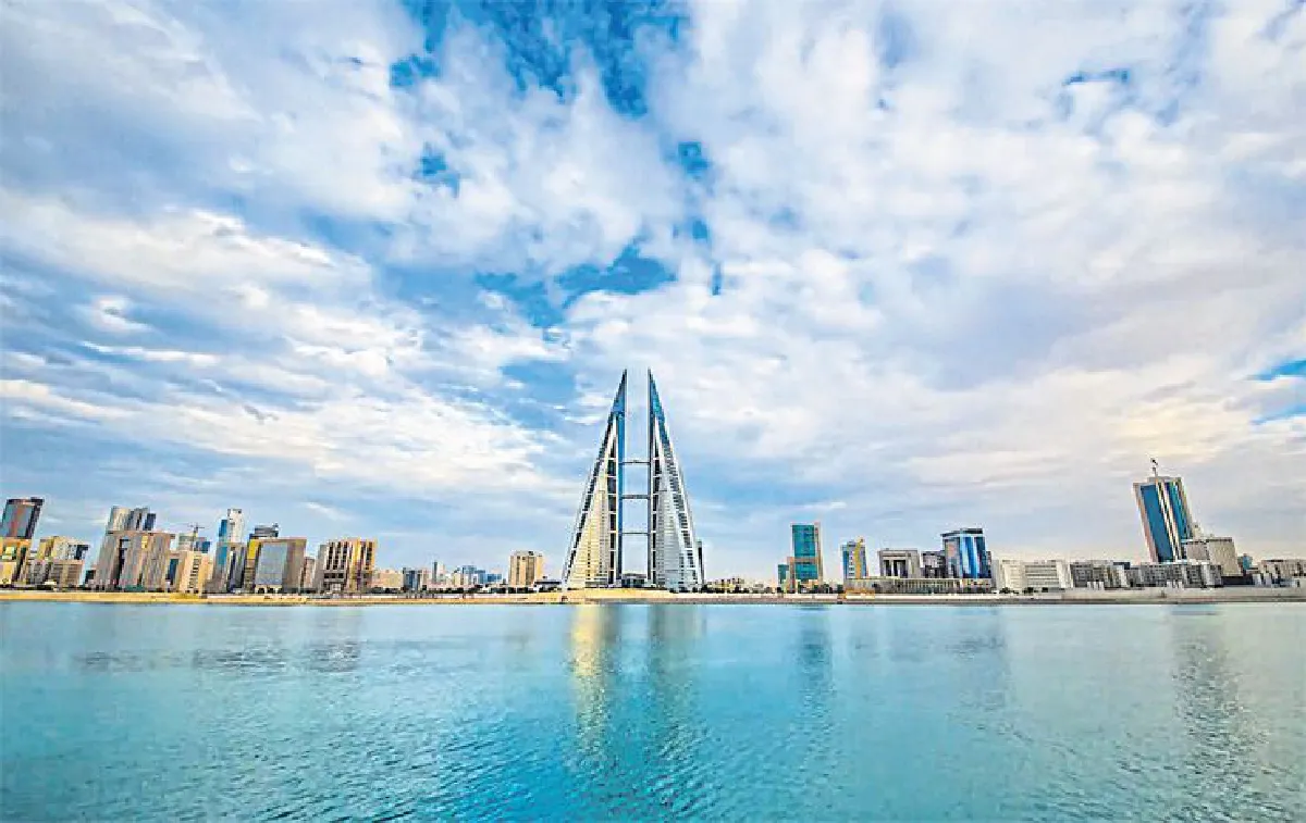 ฝ่าตะวัน...บุกทะเลทราย ท่องไปในดินแดนตะวันออกกลาง