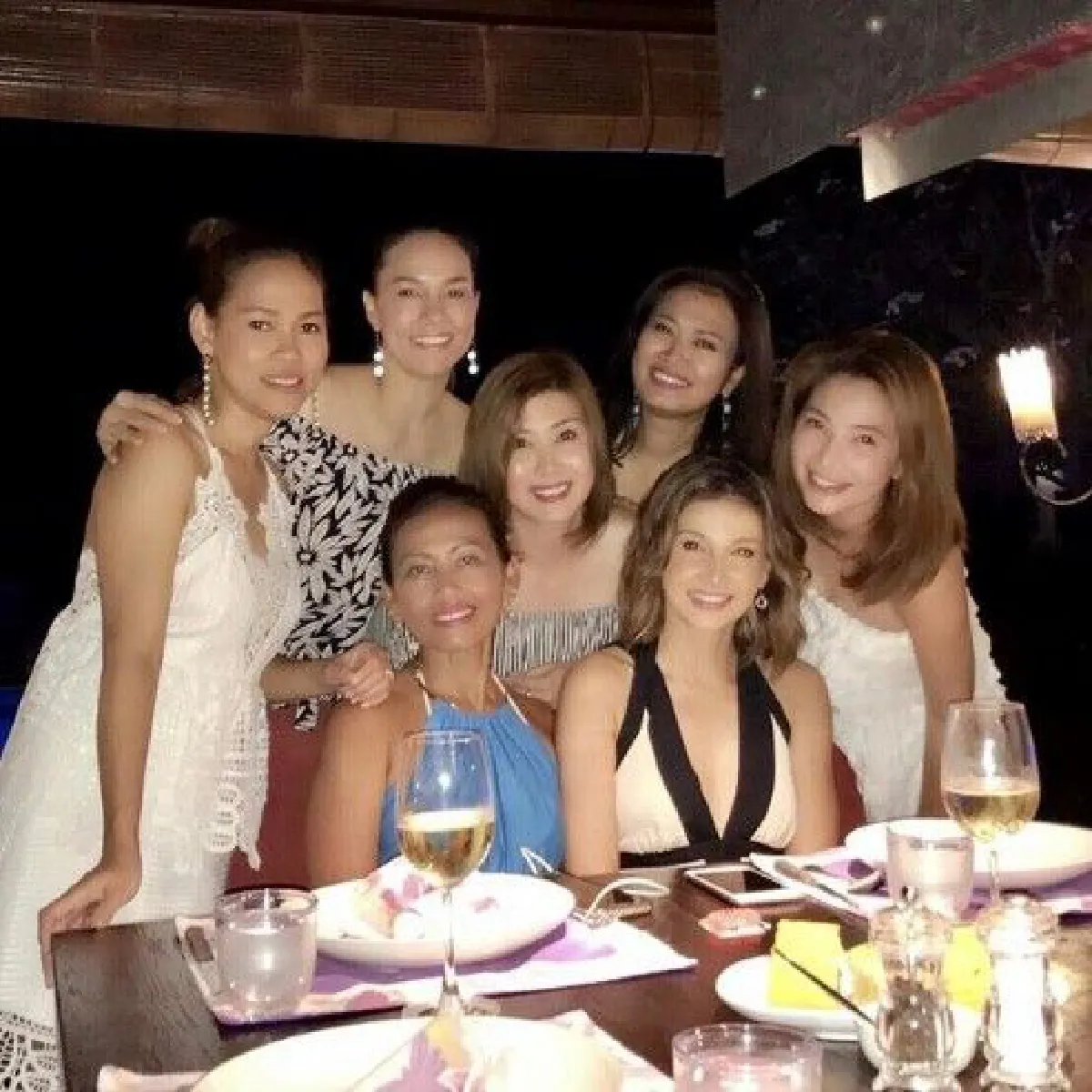 40 ยังแจ๋ว! "แอน สิเรียม" สวยไม่สร่างในชุดว่ายน้ำ