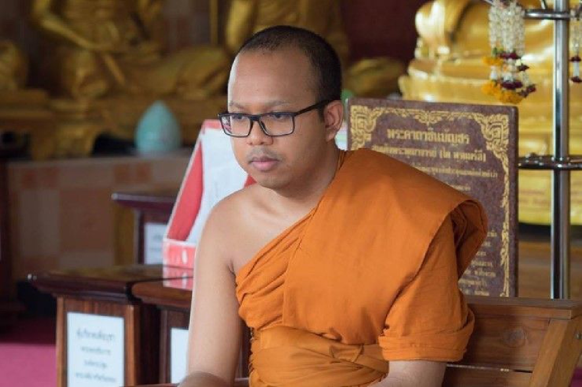 "ชิตัง เม" หมายถึงการ "เอาชนะกิเลสในใจตัวเอง" "ชิตัง เม" หมายถึงการ "เอาชนะกิเลสในใจตัวเอง"