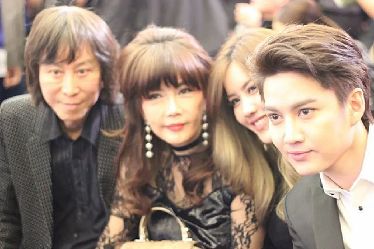 ลูกห้าก็แซ่บได้! ตุ๊ก ปราศรัย คุณแม่กอล์ฟ-ไมค์ อวดหุ่นเชพบ๊ะริมสระ