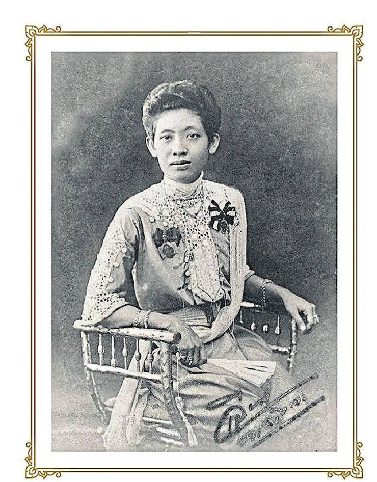 สมุดตราสะสม เจ้าจอมเลียม ในรัชกาลที่ ๕