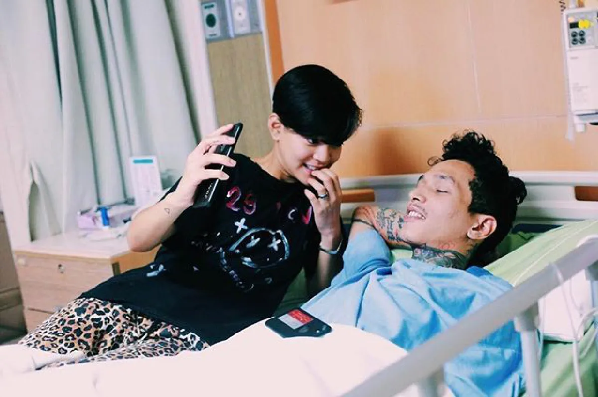 กำลังใจสำคัญ! สายป่าน โพสต์ซึ้งหลัง อาเบ ออกจากห้องผ่าตัด