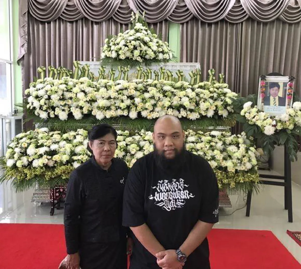 "กว่าจะอภัยให้กัน..มันก็ไม่ทันแล้ว" กอล์ฟ ฟักกลิ้งฮีโร่ โพสต์เศร้าหลังส่งคุณพ่อขึ้นสวรรค์