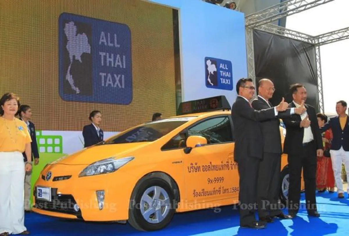 Drivers arrested as DLT cracks down on Uber and Grab