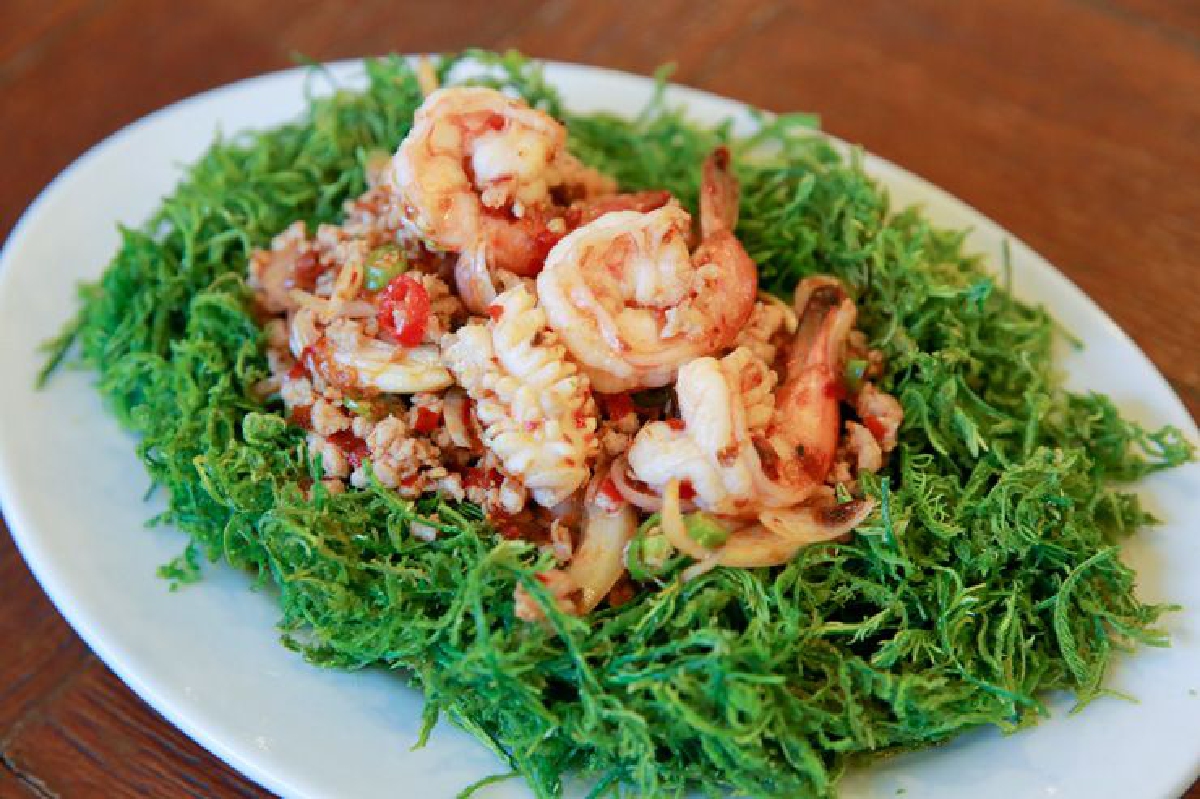 รสไทยๆ ร้านอาหาร อ.มัลลิการ์ รสไทยๆ ร้านอาหาร อ.มัลลิการ์