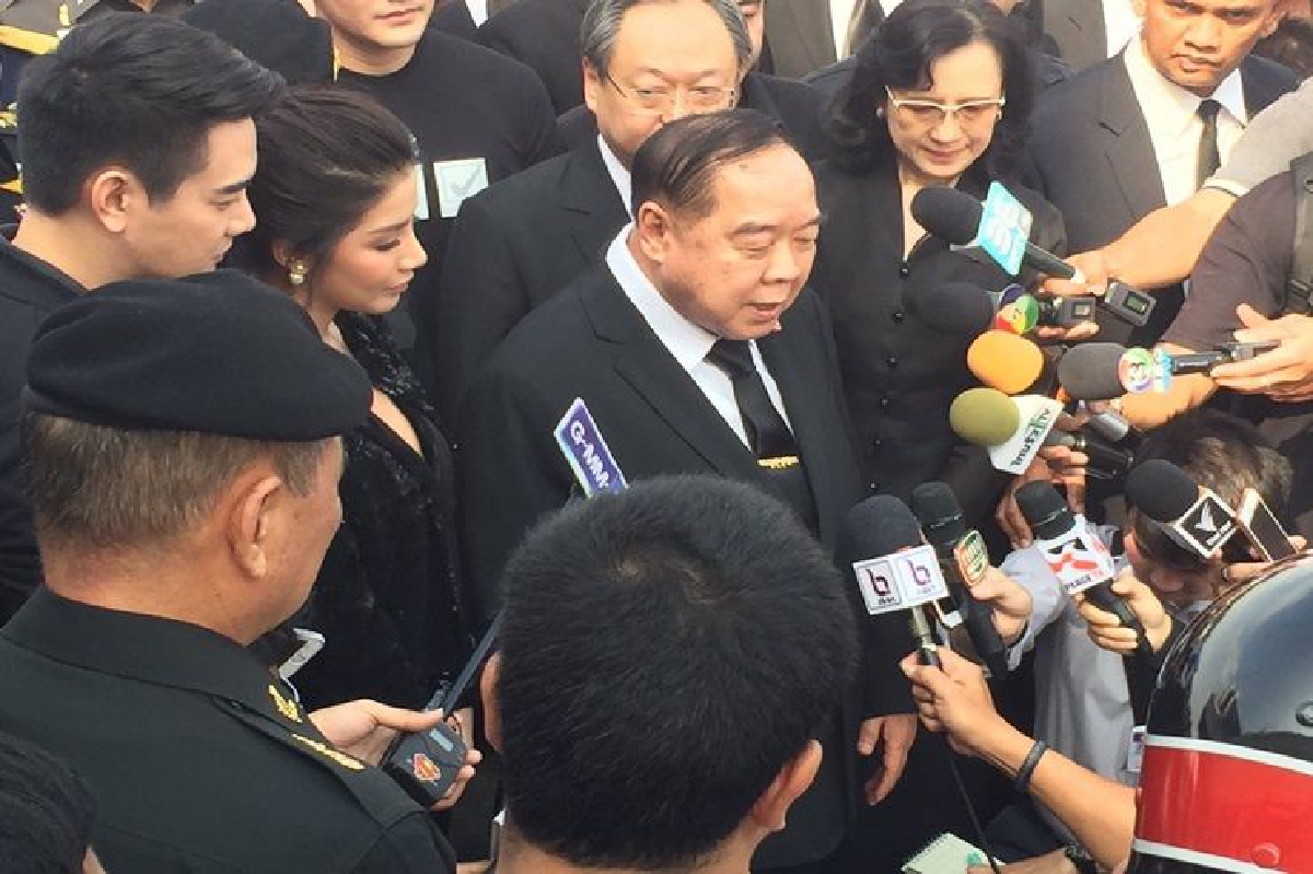 "ประวิตร" แสดงความเสียใจ"เจ๊ยุ"เสียชีวิต "ประวิตร" แสดงความเสียใจ"เจ๊ยุ"เสียชีวิต