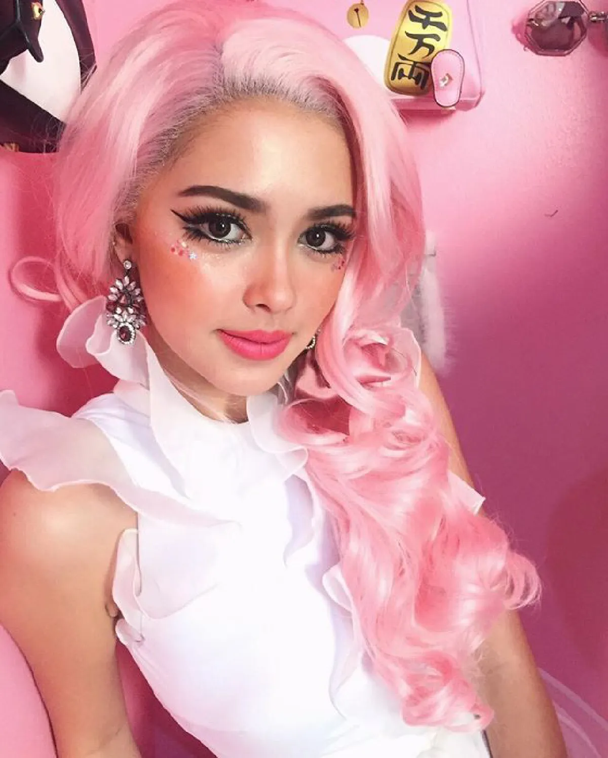 ตามไปดู 10 สาวสวยซุปตาร์แปลงโฉมเป็นตุ๊กตาบาร์บี้ แบ๊วกว่านี้ไม่มีอีกแล้ว