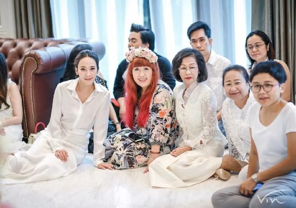 ส่องภาพสุดอบอุ่น! อั้ม พัชราภา จัดงานทำบุญขึ้นบ้านใหม่สวยอลังการ