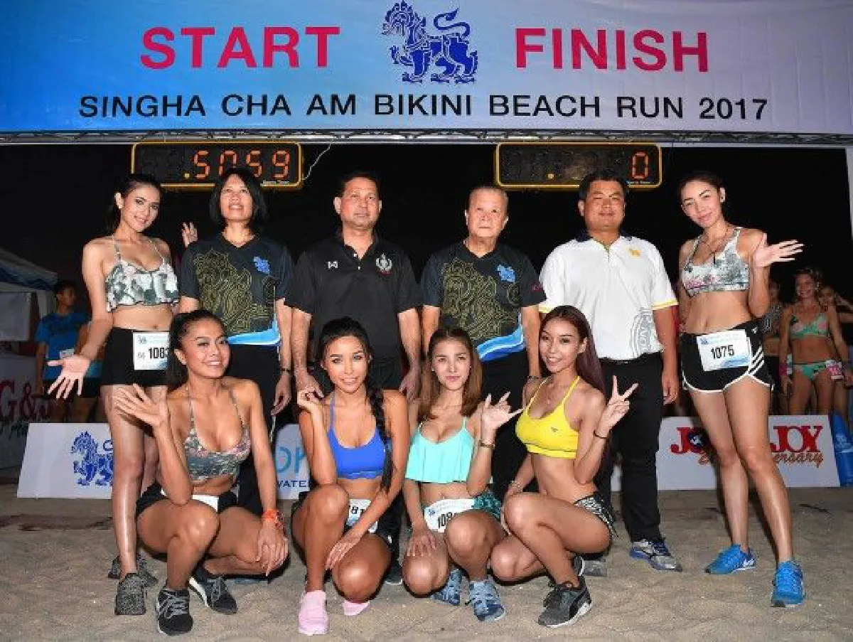 สาวงามคึกคัก! เก็บตก "บิกีนี รัน 2017"