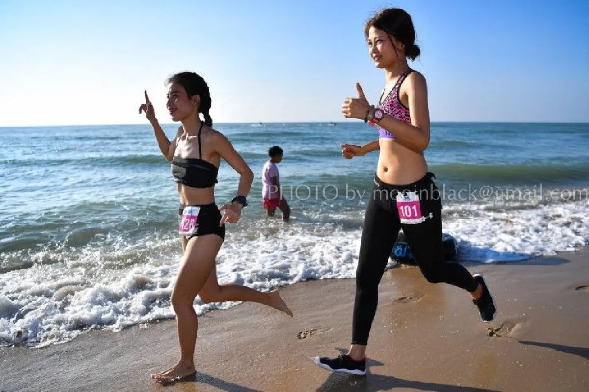 สาวงามคึกคัก! เก็บตก "บิกีนี รัน 2017"