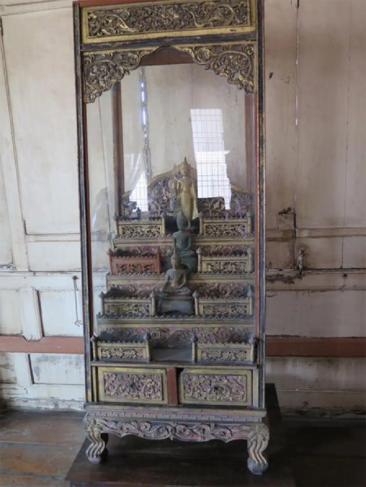 เครื่องราชูปโภครัชกาลที่ 4 ที่วังจันทร์เกษม