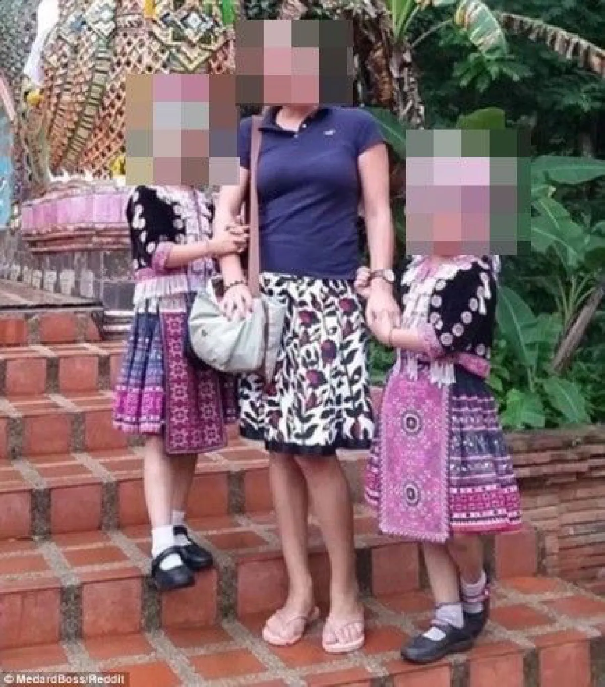 สื่ออังกฤษขอโทษ 2 เด็กหญิงม้งดอยปุย หลังตีข่าวขโมยของนักท่องเที่ยว