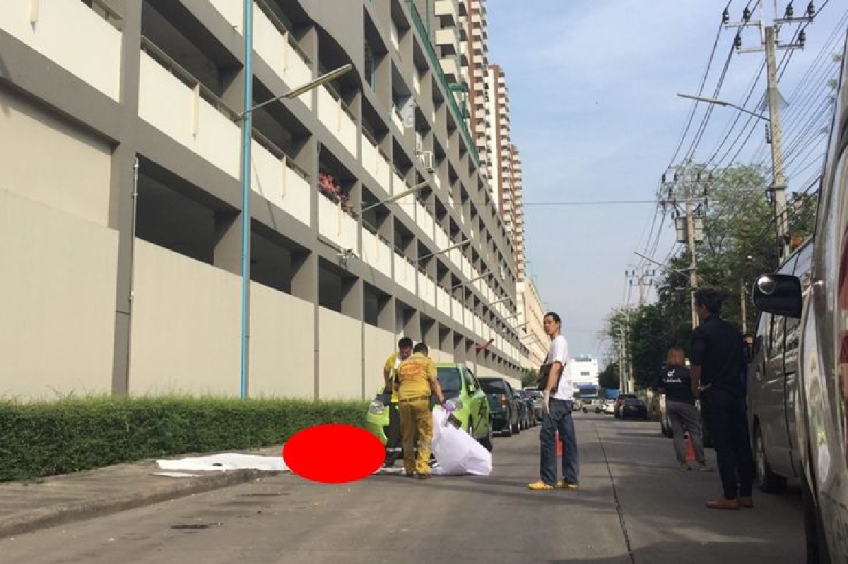 สลด!หญิงสูงอายุป่วยทางจิตตกคอนโดเสียชีวิต สลด!หญิงสูงอายุป่วยทางจิตตกคอนโดเสียชีวิต