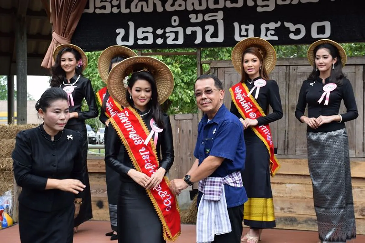 สระแก้วฟื้นประเพณีสู่ขวัญควายรำลึกคุณช่วยชาวนาปลูกข้าว