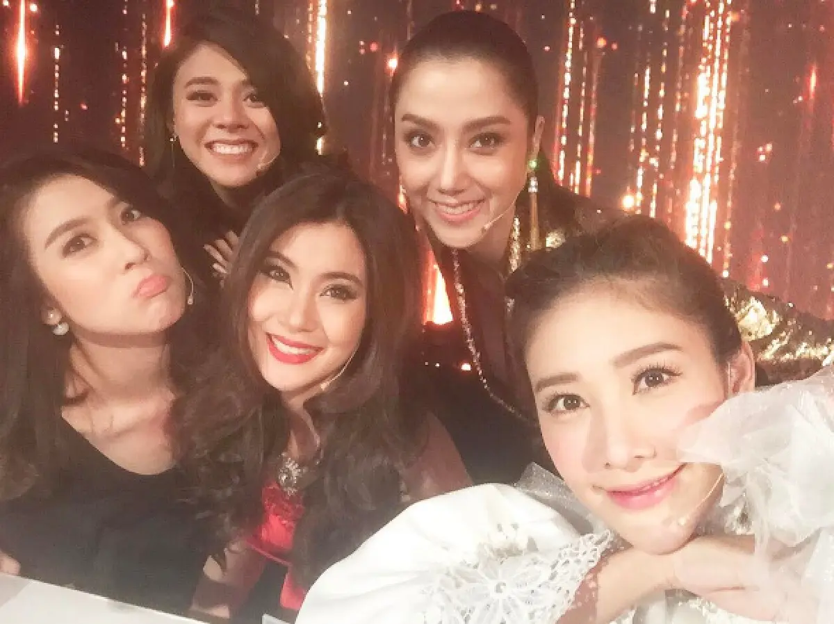 "จะไม่เห็นเราในรายการนี้อีก" เฟิร์น พัสกร แจงดราม่าเป็นกรรมการ The Mask Singer