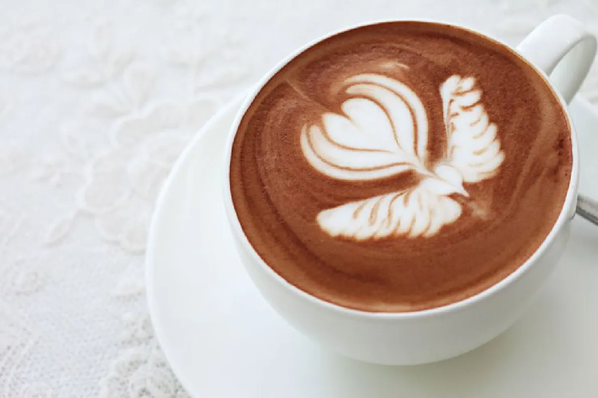 ฉันท์-ยุพา ทีรูม ร่มรื่นโรแมนติก